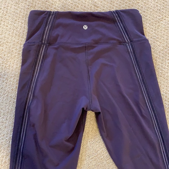 Lululemon Power Lines leggings 28* - Picture 5 of 7